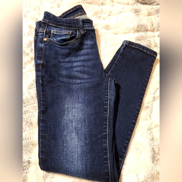 Judy Blue Denim - Judy Blue brand size 9/29 blue mid rise skinny jeans